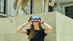 <b>虚拟现实（VR）展馆一体化服务</b>